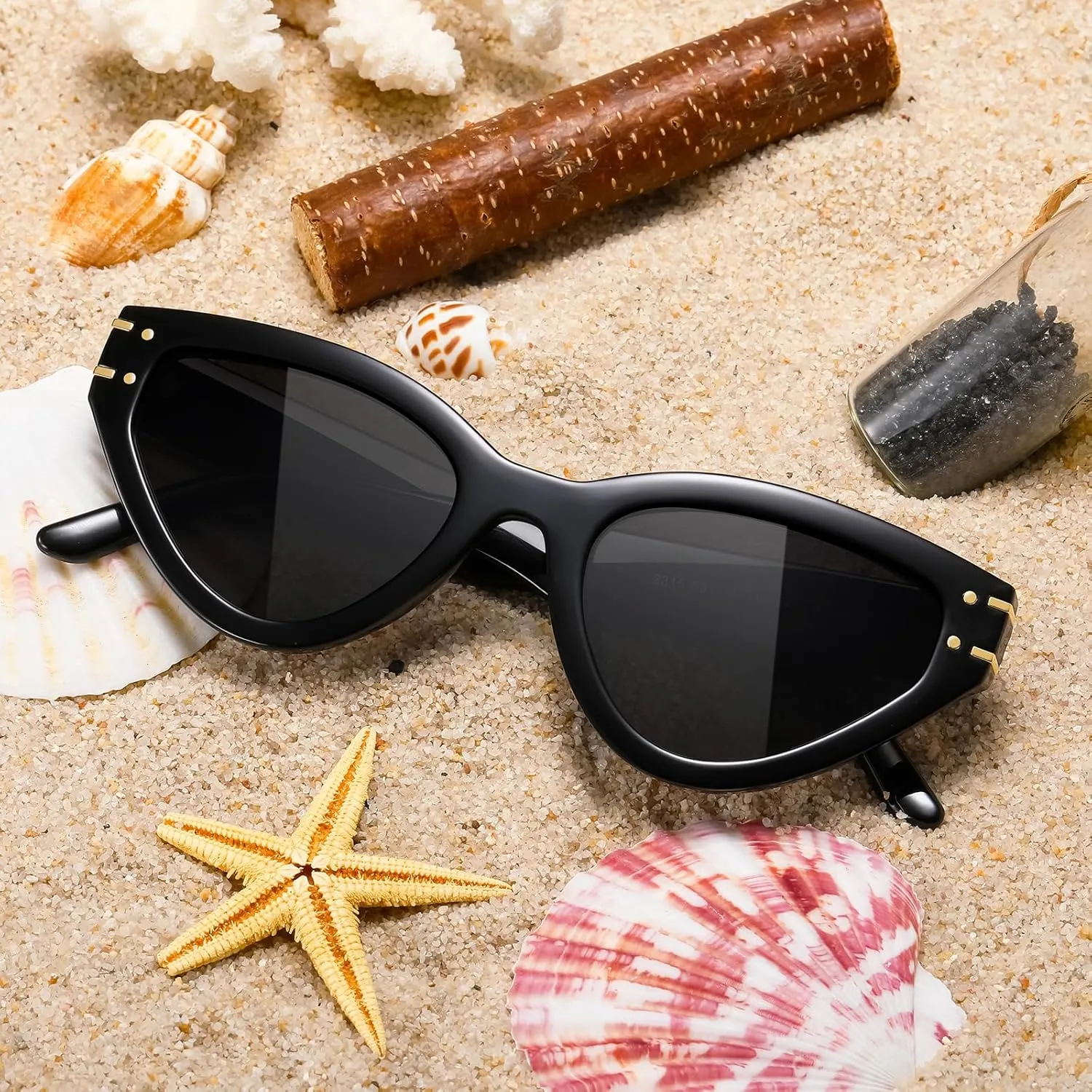 Cat Eye Sunglasses for Women Trendy Classic UV400 Protection Triangle Frame Cateye Sun Glasses