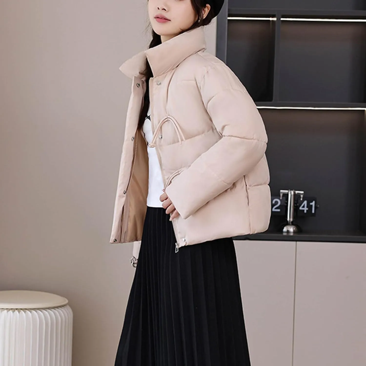 NATHGAM Women Short Puffer Down Jackets Cute Warm Winter Stand Collar Bread Jacket Fashion Casual Loose Cotton Padded Jacket