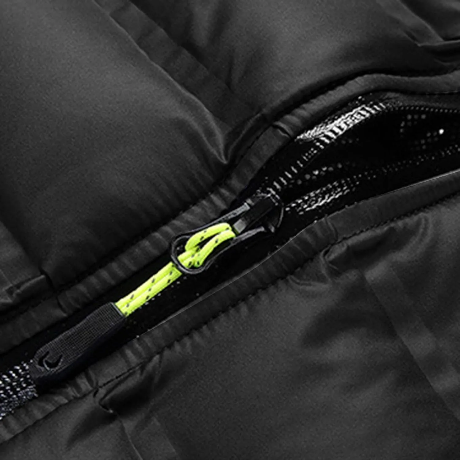 Packable Puffer Jackets for Men Warm Lightweight Winter Puffy Jackets Water Repellent Windproof Insulated Down Coat