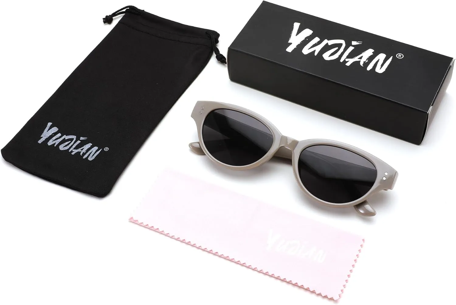 Rerto Cat Eye Sunglasses for Women Trendy 90s Vintage Sun Glasses Classic Shades UV400 Protection