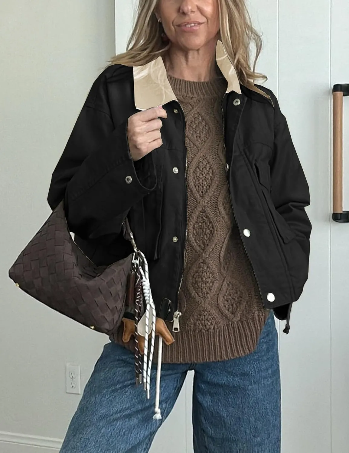 Womens Cropped Jacket Contrast Collar Utility Coat Cargo Jacket Barn Jacket Outwear with Pockets