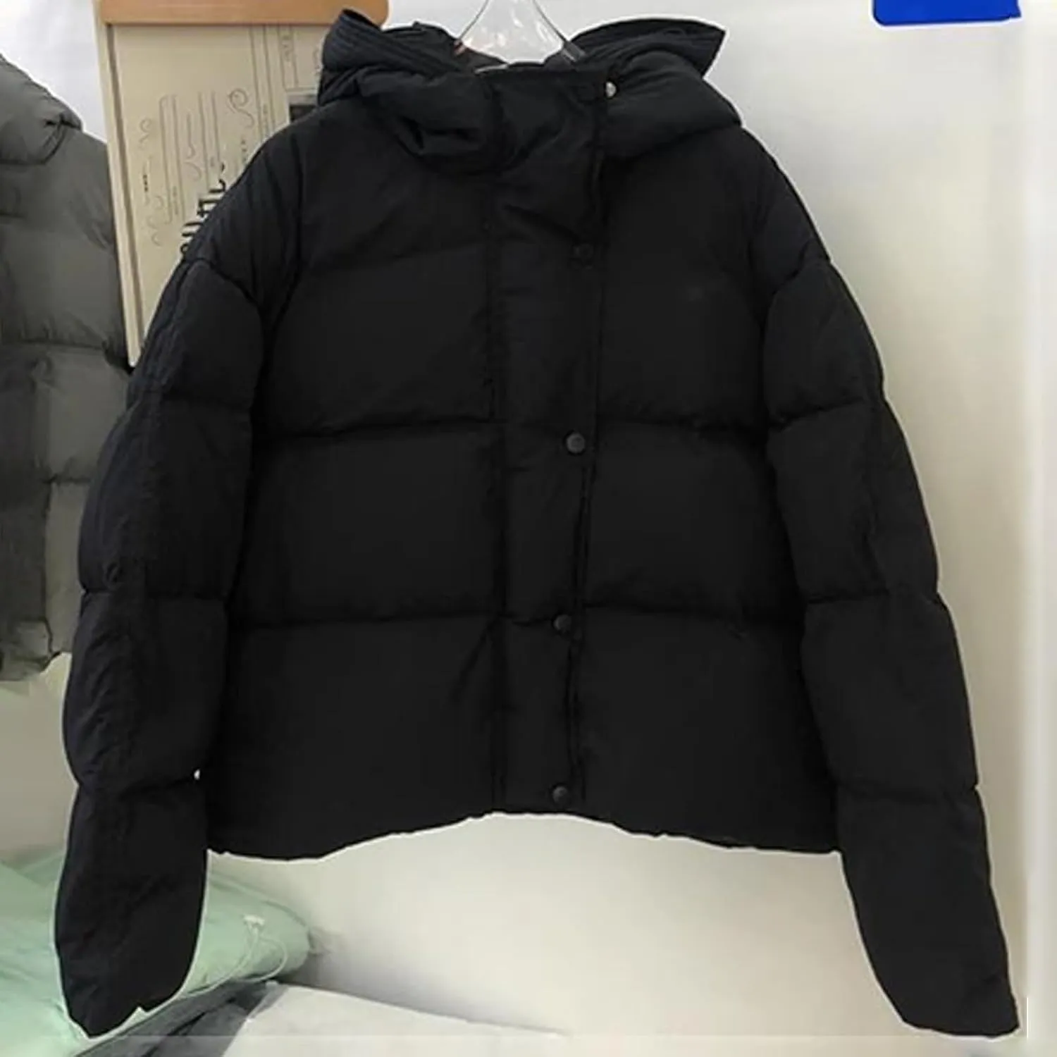 Womens Cropped Puffer Jackets Thicken Winter Coat Puffy Down Jacket Parkas Bubble Outerwear Quilted Lightweight Jackets