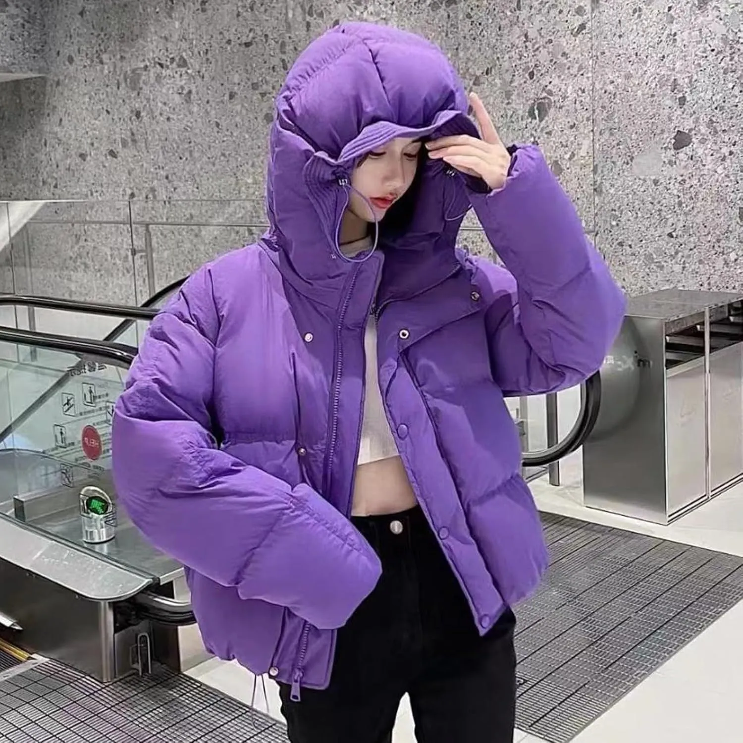 Womens Cropped Puffer Jackets Thicken Winter Coat Puffy Down Jacket Parkas Bubble Outerwear Quilted Lightweight Jackets