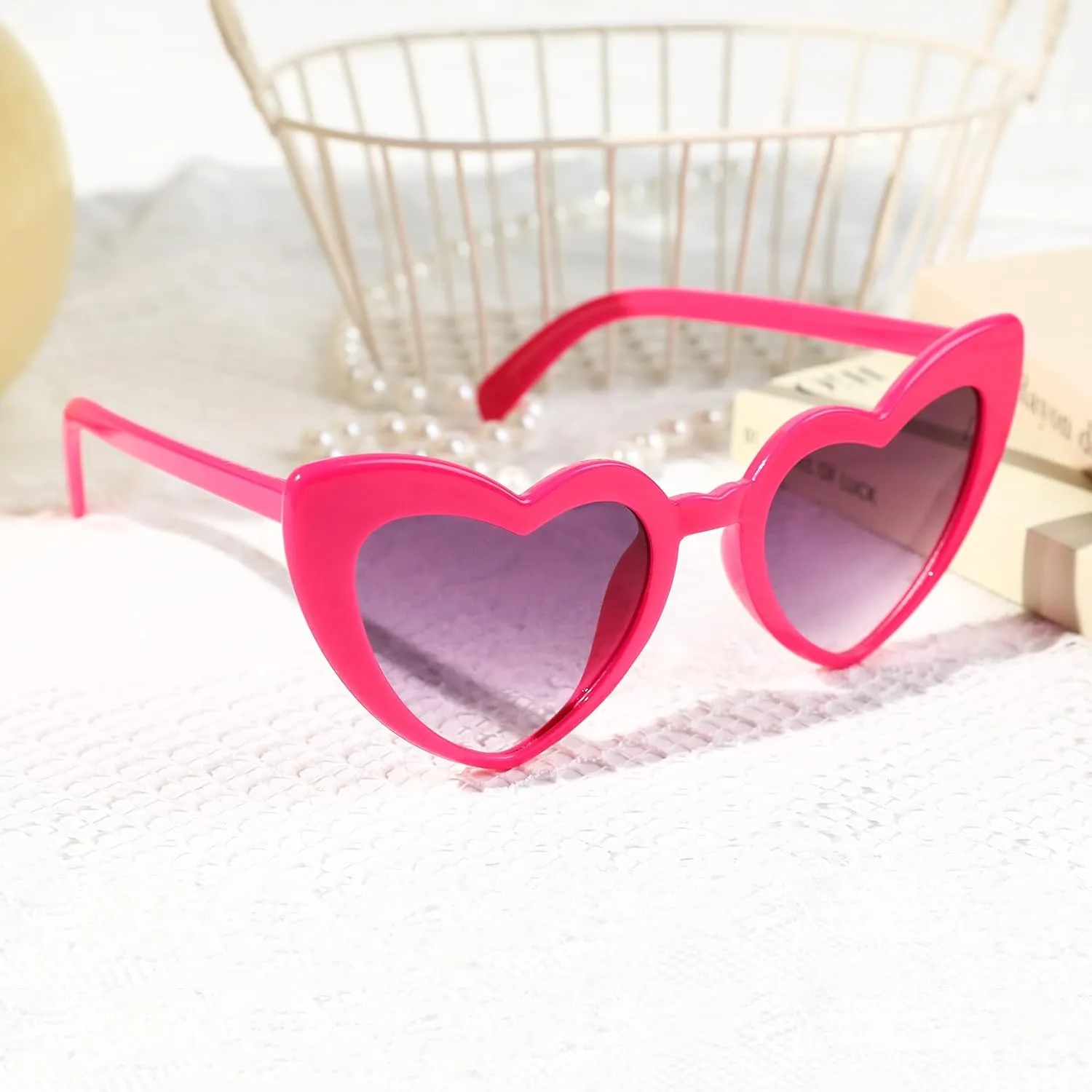YOGFIT Heart Sunglasses for Women Fashion Classic Love Eye Protection Sunglasses Vintage Cute Heart Sunglasses